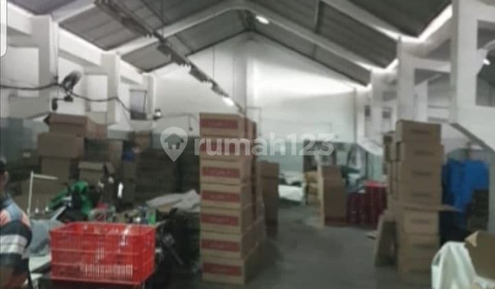 Di jual gudang siap pakai di bandengan