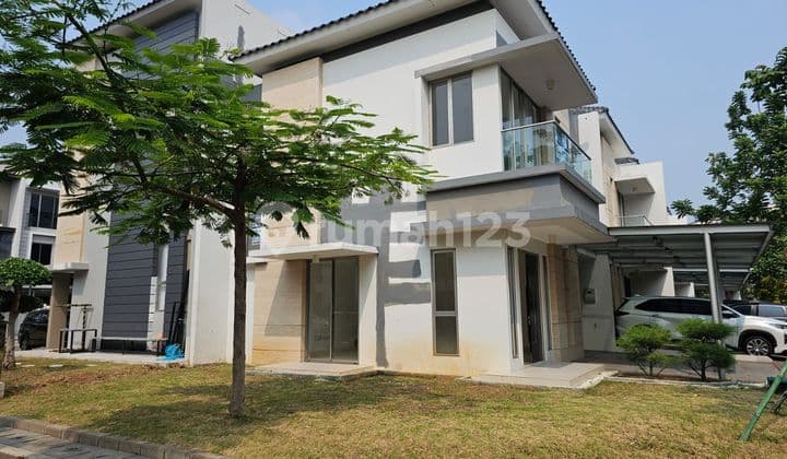 For sale fast corner house golf island pantai indah kapuk