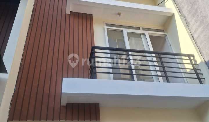 Di Jual Cepat Rumah Park Residences Jakarta Barat