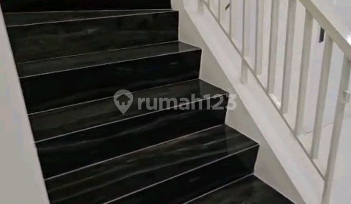 Di Jual Cepat Rumah Park Residences Taman Surya 5 Jakarta Barat