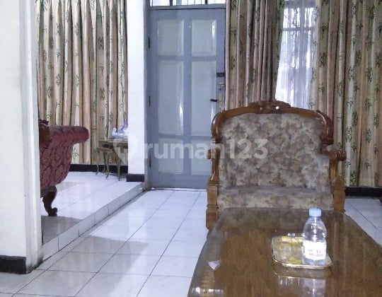 Rumah bisa untuk Ruang Usaha Jl Golf Raya Arcamanik Bandung
