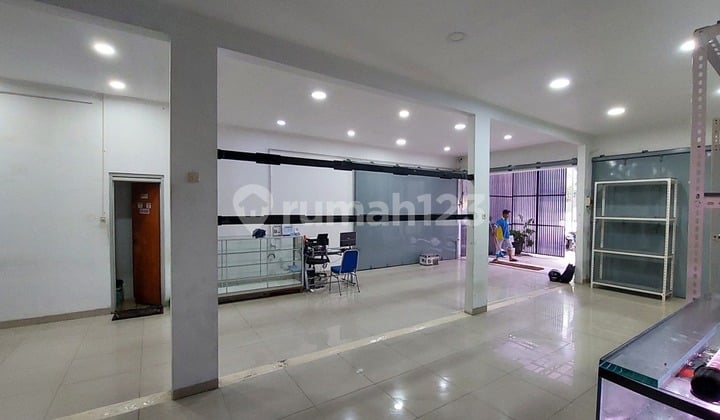 For Rent 2 Adjacent Shop Houses Gunung Batu Pasteur Bandung