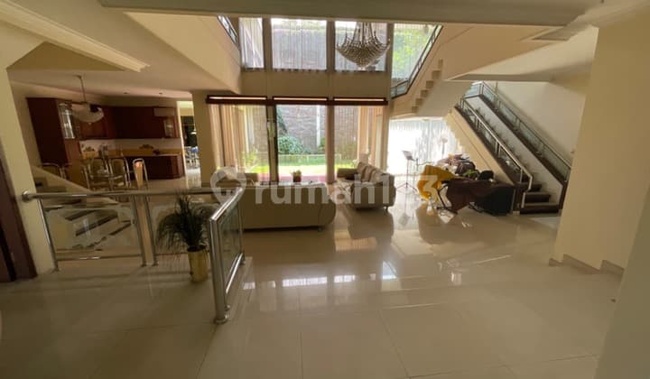 Rumah 2 Lantai Setrari Jl Terusan Sutami Pasteur Bandung , Hadap Selatan SHM , One Gate