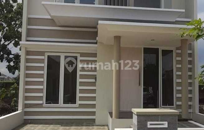 Rumah Bagus di Perumahan Elit di Kota Kudus Rumah Bagus di Perumahan Elit di Kota Kudus