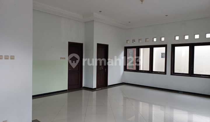 Rumah Mewah 2 Lantai Siap Huni Di Pusat Kota Semarang