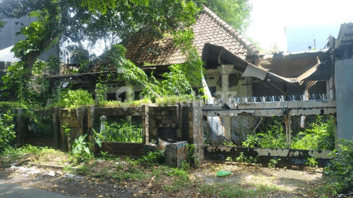 Old House Only Land Is Counted in the Siliwangi Area of Semarang.