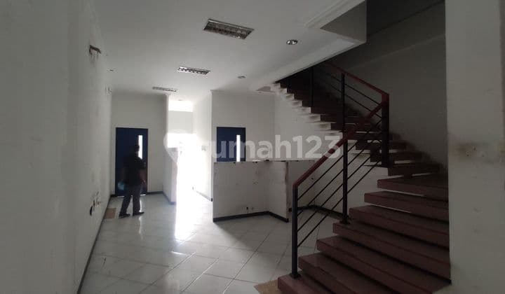 Ruko Dan Gudang Kecil Siap Pakai Di Pamularsih Semarang