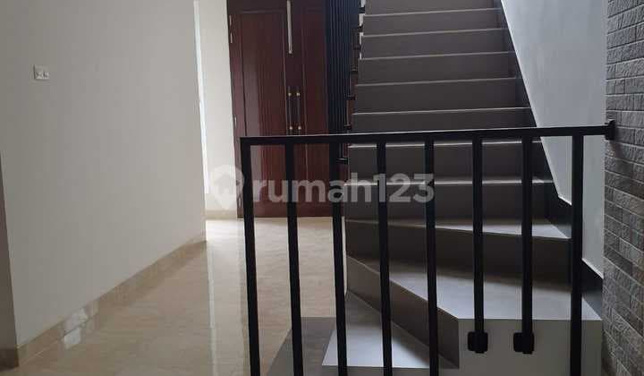 Rumah Minimalis Modern 2 Lantai Siap Pakai Di Pondok Indraprasta Semarang