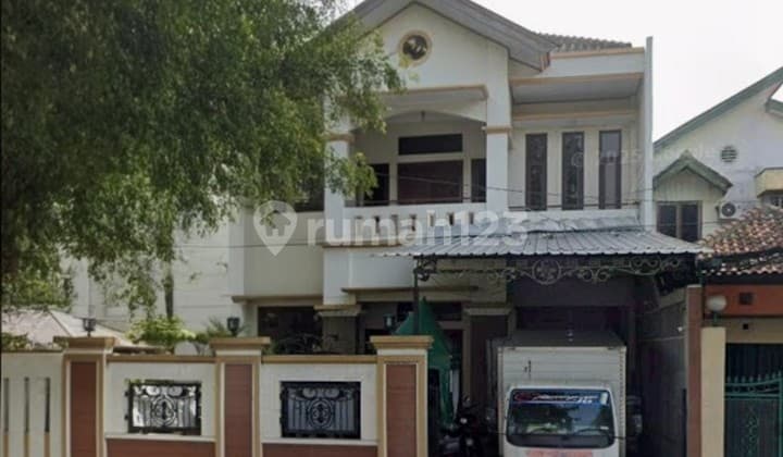 Rumah Bagus 2 Lantai Siap Pakai di Cilosari Semarang