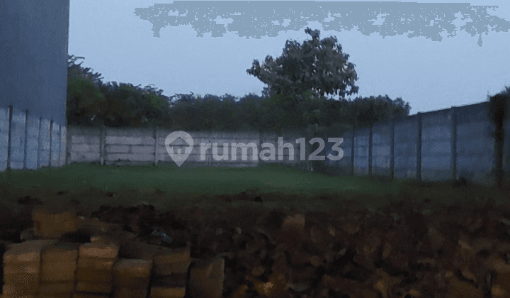 Kavling Siap Bangun Bebas Banjir Di Perumahan Elit Graha Padma