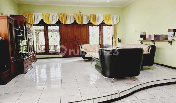 Rumah Bagus dan Luas Lokasi Strategis di Pusat Kota Salatiga Cocok untuk Usaha