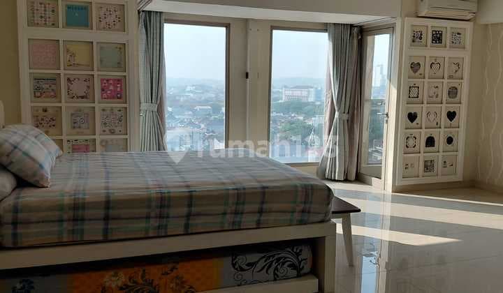 Apartemen Bagus 2 Studio dengan View Kota & Gunung di Warhol Semarang
