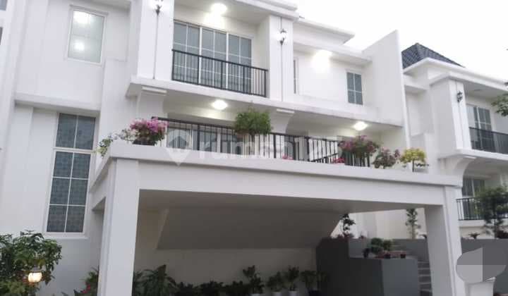 Disewakan Rumah Agathis Residence, 12X18 (4Kt) Furnished