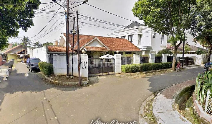 Rumah Tua Lokasi Tenang Taman Wijaya Kusuma Pondok Labu Jaksel
