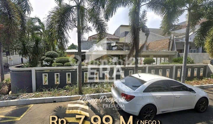 RUMAH TUA DI CLUSTER LOKASI STRATEGIS DAN LUAS KELAPA GADING JAKUT