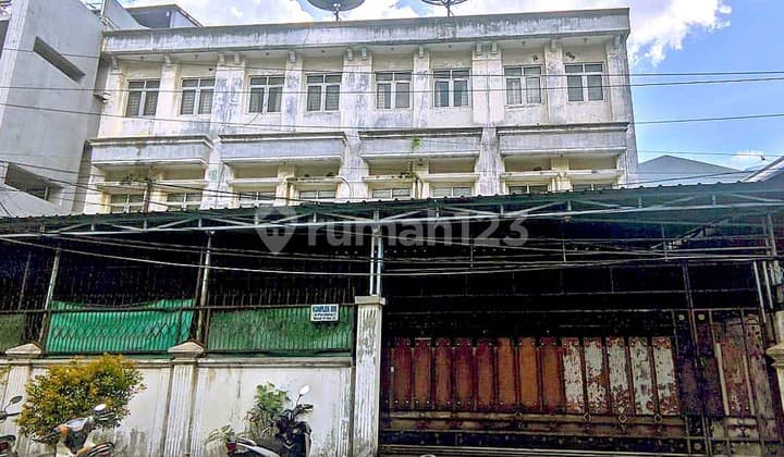 Turun Harga Rumah Kost Strategis Wijaya Kusuma Jelambar Jakbar