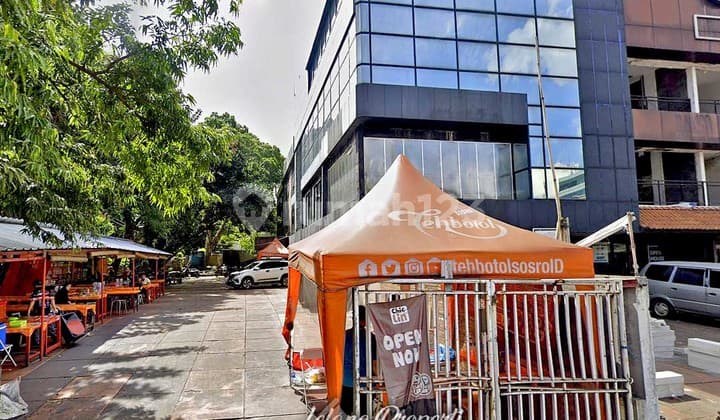 Gedung Kantor Hoek Lokasi Strategis Premium Kemang Raya Jaksel