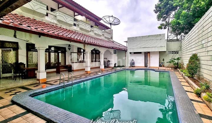 Rumah Mewah Lokasi Strategis Bango Pondok Labu Cilandak Jaksel