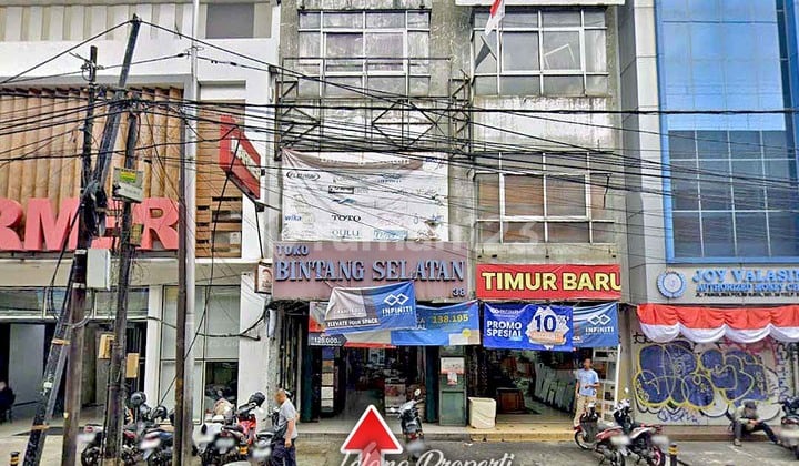 Ruko 3 LT Strategis Cocok untuk Bisnis Panglima Polim Raya Jaksel