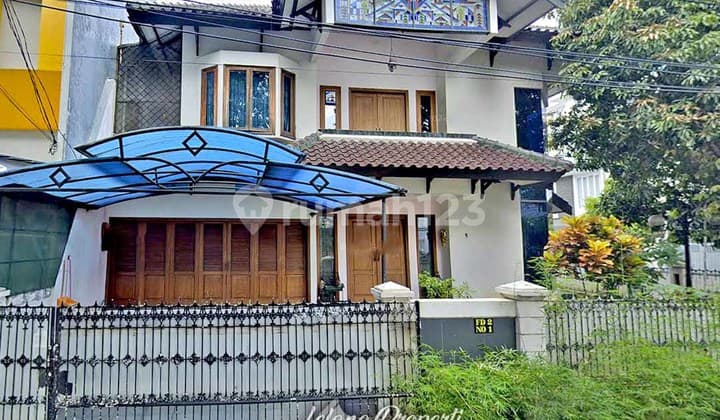 Rumah Hoek Pinggir Jalan Kelapa Cengkir Raya Klp Gading Jakut