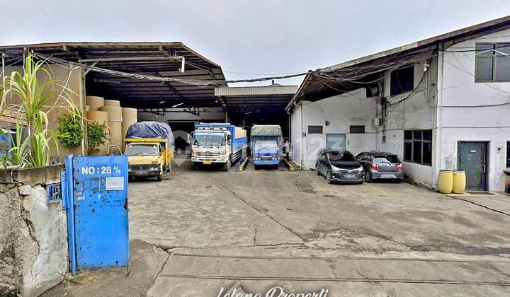Pabrik Corrugated Box dan Gudang Yos Sudarso Benda Tangerang