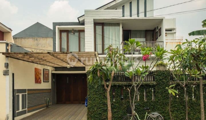 Rumah Cantik Semi Furnish Layout Lega Di Pamulang Tangerang Selatan