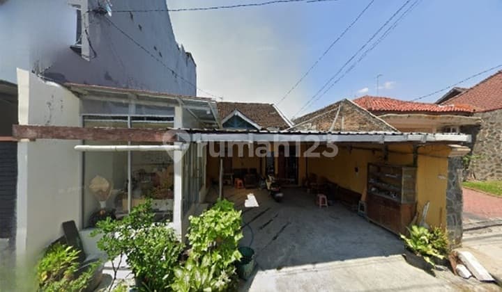 Tanah Bonus Bangunan Tengah Kota Solo Dekat Paragon Mall