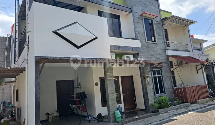 Residential Complex Near Al Aqsa Mosque Mayang