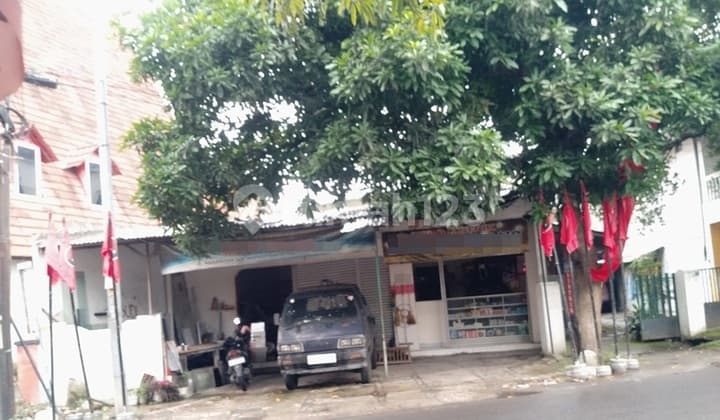 Rumah Cocok untuk Tempat Usaha, Hanya 250M Dari Slamet Riyadi Purwosari