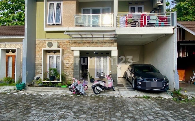 Rumah 2 Lantai Cluster Hanya 5 Menit ke Akfis Colomadu