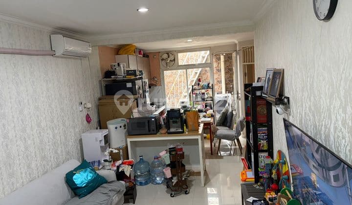 Dijual Rumah Bagus Sektor 4 Bintaro