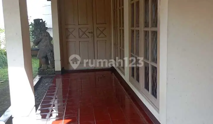 Disewa Rumah Sektor 5 Bintaro