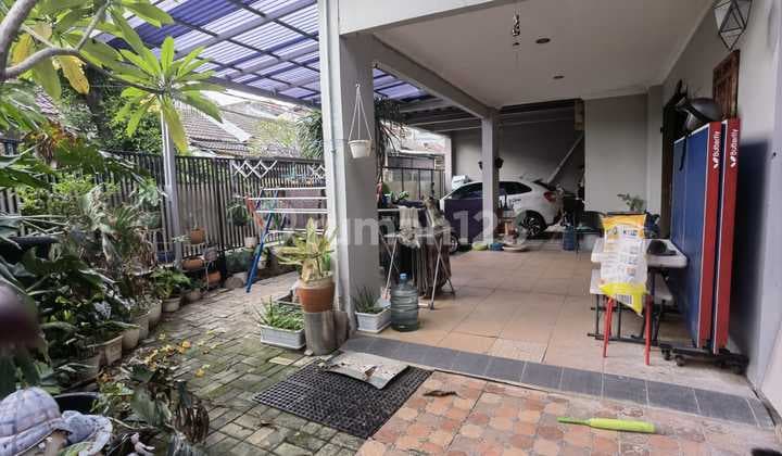 Rumah 2 Lantai Bagus SHM di Jl. Tanjung, Griya Loka Bsd Tangerang