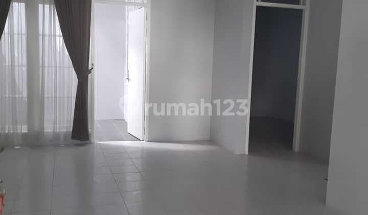 Rumah Bagus Semi Furnished SHM Sektor 9-Bintaro, Tangerang Selatan