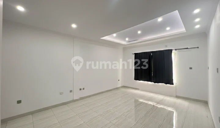 Rumah di Area Taman Sari, Hadap Barat, Lokasi Strategis, Kondisi Siap Huni, Rapi, Terawat dan Bagus