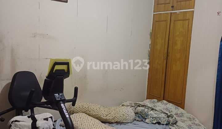 Rumah di Taman Palem Lestari, Hadap Timur Laut, Harga Masih bisa Nego, Kondisi Siap Huni dan Terawat