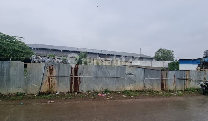 Tanah Lokasi Bebas Banjir di Cisaranten