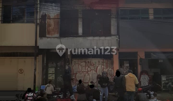 Ruko Area Ramai Cocok Untuk Usaha di Astana Anyar