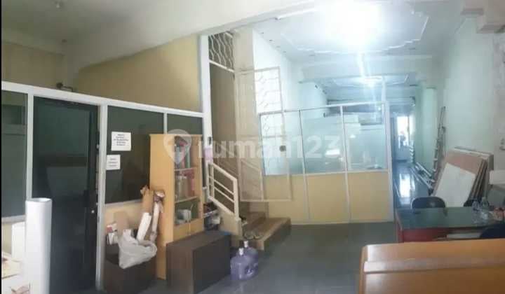 Shop House Strategic Location Main Road in Setiabudi