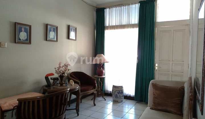 Rumah Cantik Minimalis di Suryalaya