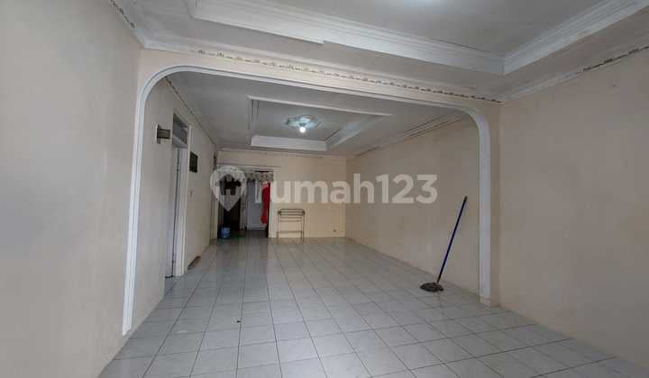 Rumah Luas Siap Huni Strategis Dekat Tol di Pasteur
