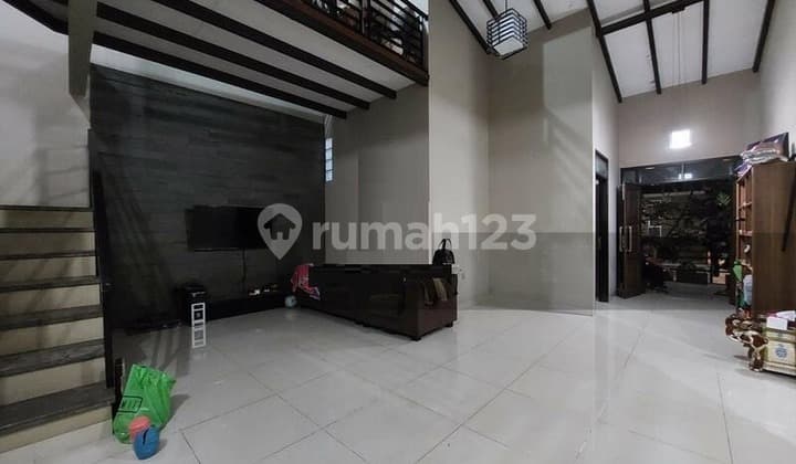 Ruko Strategis Cocok Untuk Usaha Dan Tempat Tinggal di Sarijadi