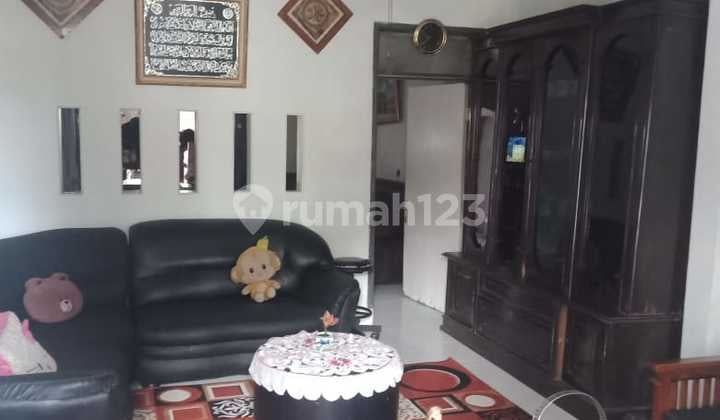 Ruko 2 Lantai Bagus Terawat di Terusan Buah Batu