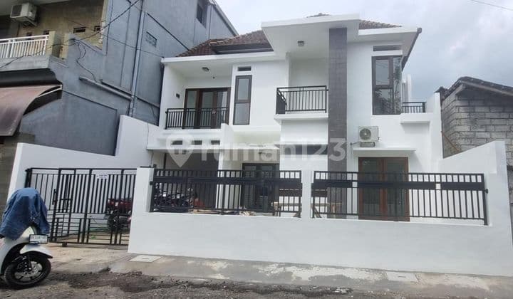 Rumah Bagus 2 Lantai Imam Bonjol Bali