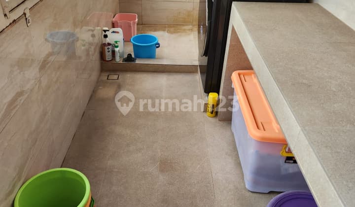 Ruko @ Duta Harapan Indah. Teluk Gong. Land area 64M2. 4 Floors Fully Renovated. 3.6M Negotiable Until Deal!