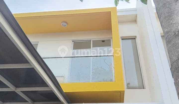 House in Green Lake City Cipondoh Tangerang Unit Ready