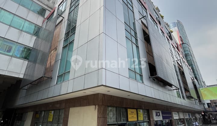 Ruang Kantor 4 Lantai di Mall Ambassador Kuningan Jakarta Selatan