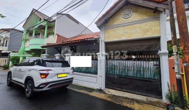 J2194-Cb%0£ Rumah 1 Lantai Lt 130 M2 Jalan 2 Mobil di Komplek di Joglo