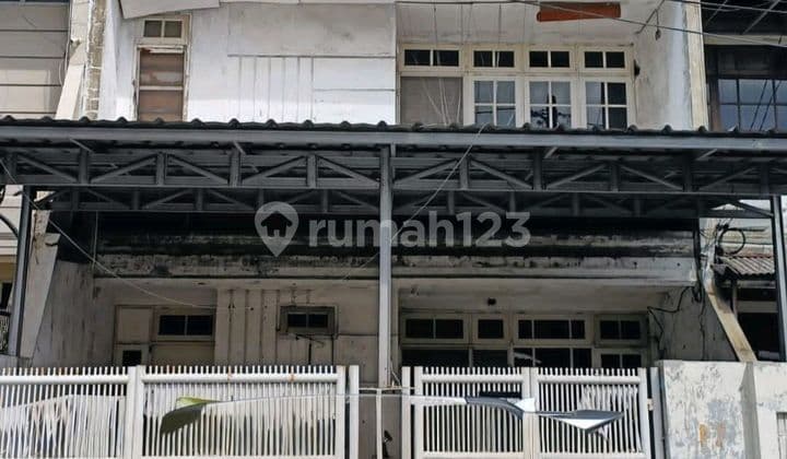 J2204-Cbl5 Two-Story House with Land Calculation 7x17 M2 in Flood-Free Cluster, East-Facing in Taman Ratu