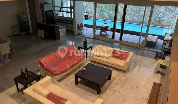 S233-74€2+ Rumah 2 Lantai Lt,/Lb 450/600 M2 Hadap Timur Jalan 4 Mobil dan Hadap Kali di Intercon